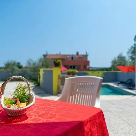 House Sunce Holiday home *