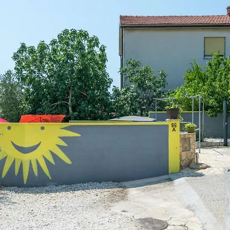 Ferienhaus House Sunce