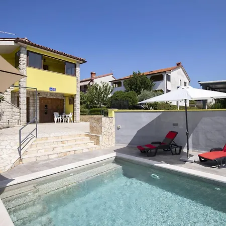 House Sunce Nyaraló