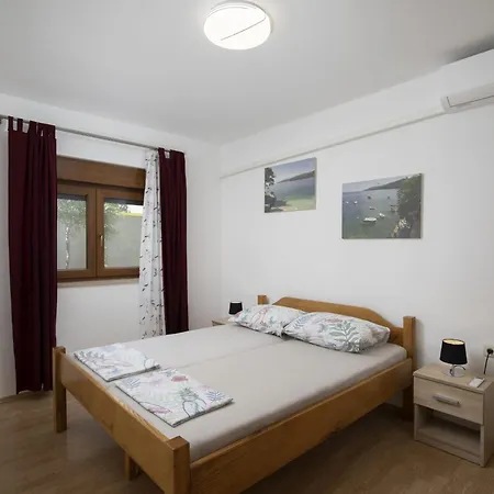 Nyaraló House Sunce *
