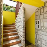 House Sunce 풀라