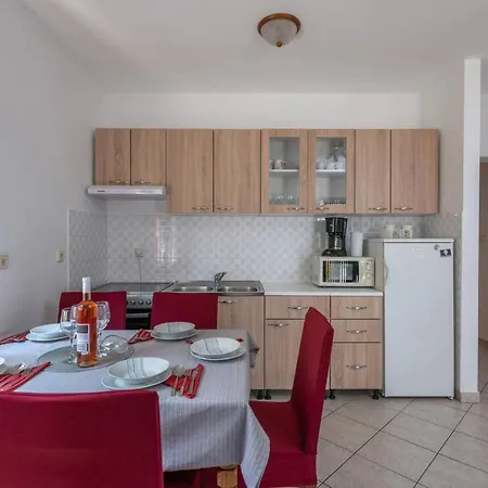 Сasa de vacaciones House Sunce *