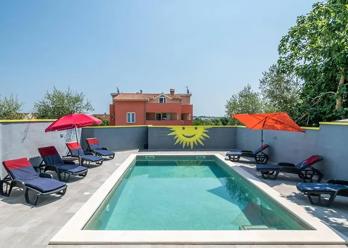 House Sunce * 풀라